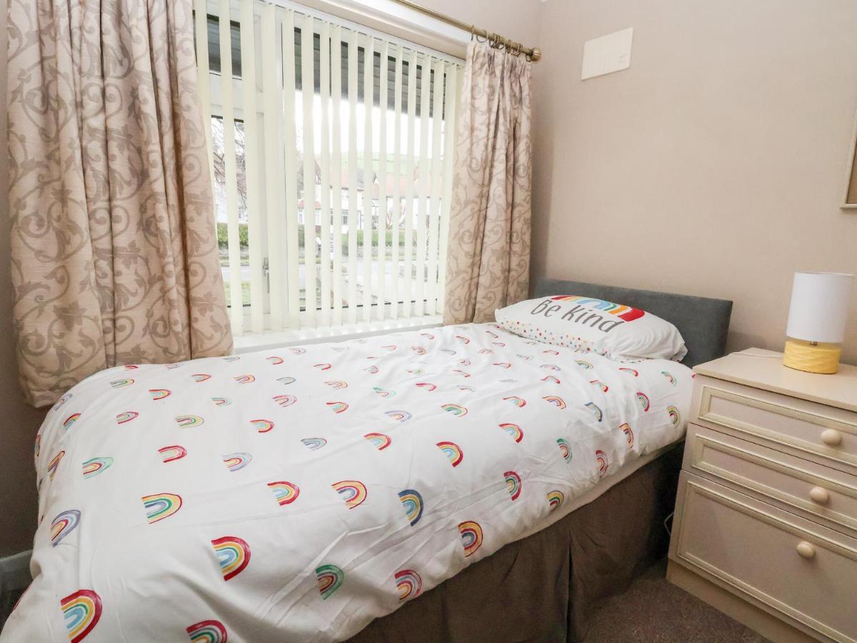 Villa The Hollies Prestatyn Esterno foto
